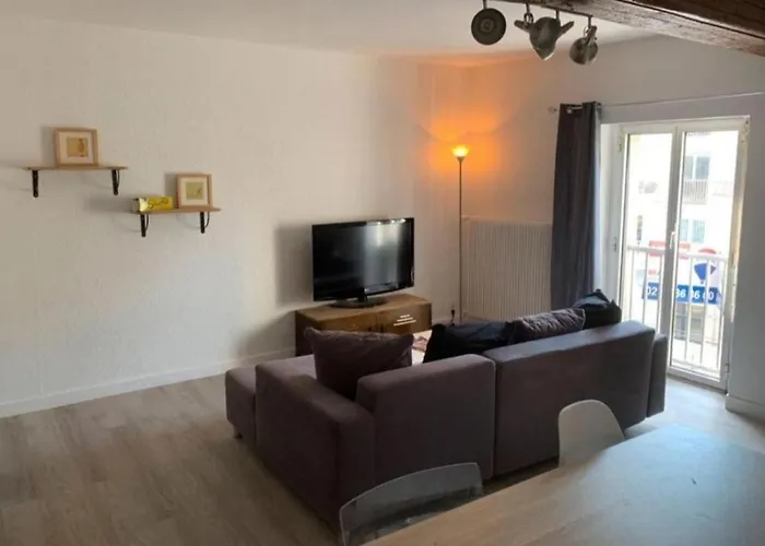 Typique Gare Flandre Centre شقة ليل