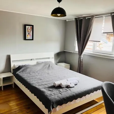 Typique Gare Flandre Centre Apartman